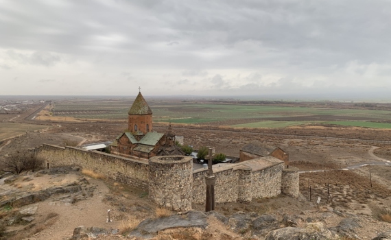 Армянские военные заявили, что азербайджанские войска открыли огонь на границе