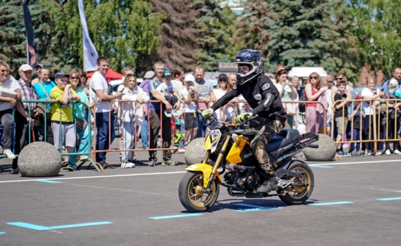 Немецкий вызов Yamaha: почему новый BMW C 400 GT — лучший выбор в 2025 году