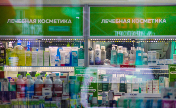Три эффективных метода против второго подбородка, но крем тут не при чем: что действительно работает?