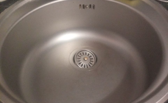 Палочка-выручалочка для канализации: засыпаю стакан этого средства, и засор исчезает