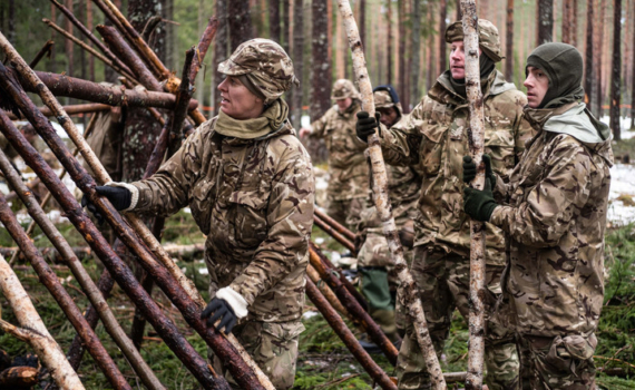 Азаренок: Прибалтийская политика напоминает паноптикум с мнимыми внешними угрозами