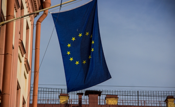 Потери ЕС от санкций против РФ могли достигнуть 1,6 трлн евро Потери ЕС от санкций против РФ могли достигнуть 1,6 трлн евро